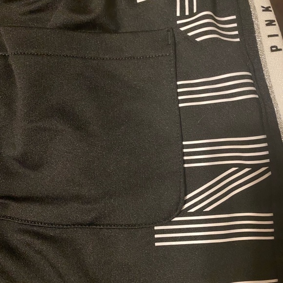 Vs Pink Shorts - Picture 2 of 4